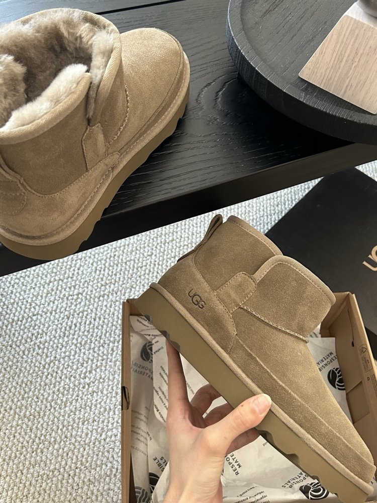 Уггі чоловічі фото 6