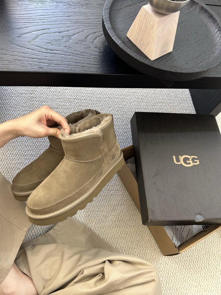 Уггі чоловічі фото 7