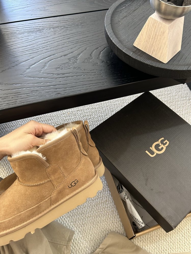 Уггі чоловічі фото 7