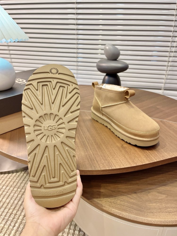 Ugg boots men's фото 8