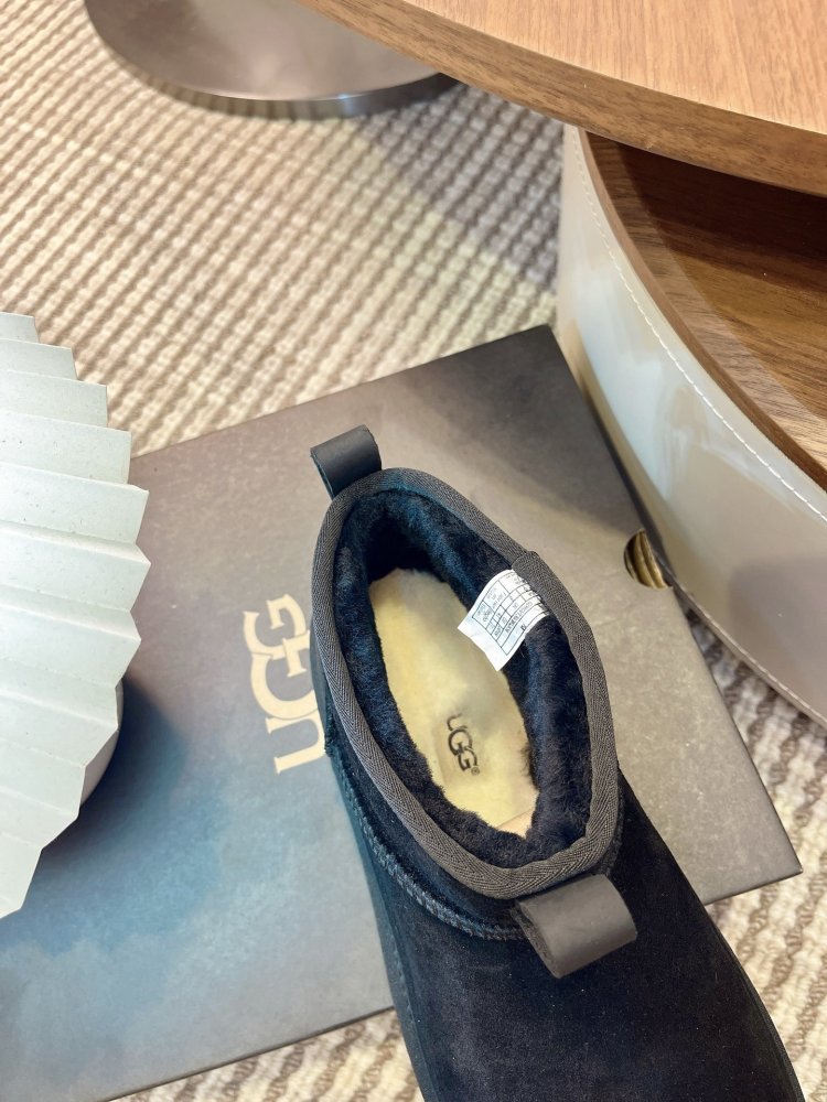 Уггі чоловічі фото 8