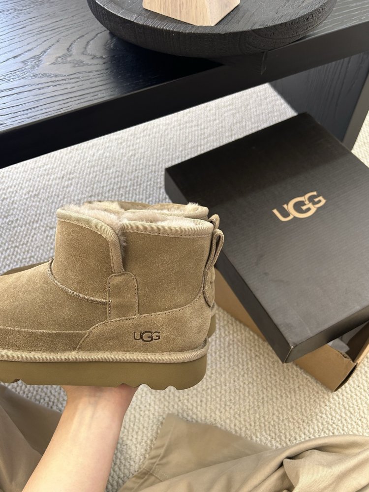 Уггі чоловічі фото 8