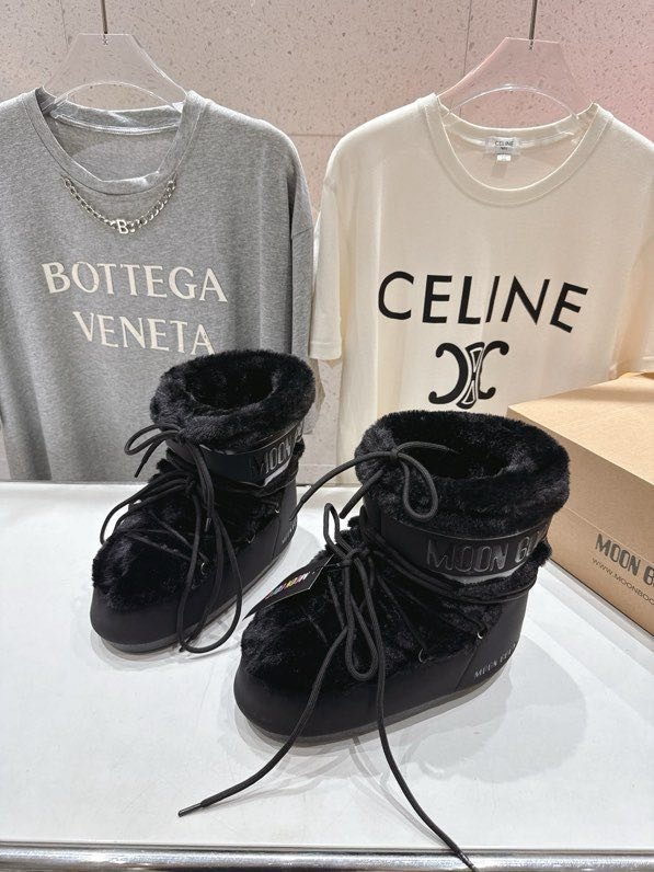 Уггі на високою підошві