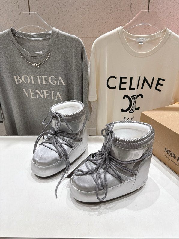 Уггі на високою підошві