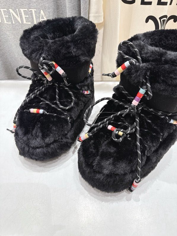 Ugg boots on high soled фото 5