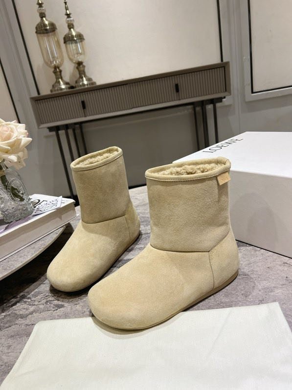 Ugg boots women's