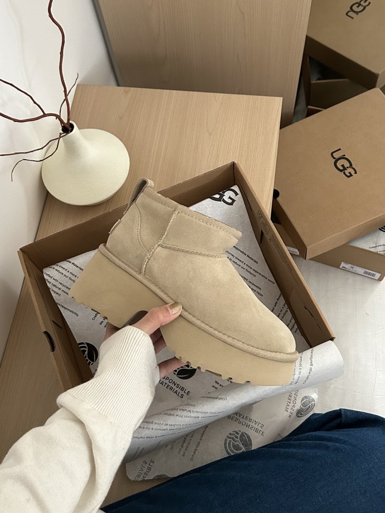 Ugg boots women's