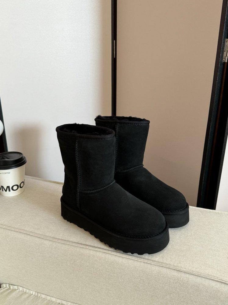 Ugg boots women's