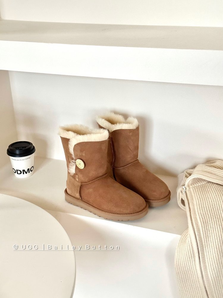 Уггі жіночі