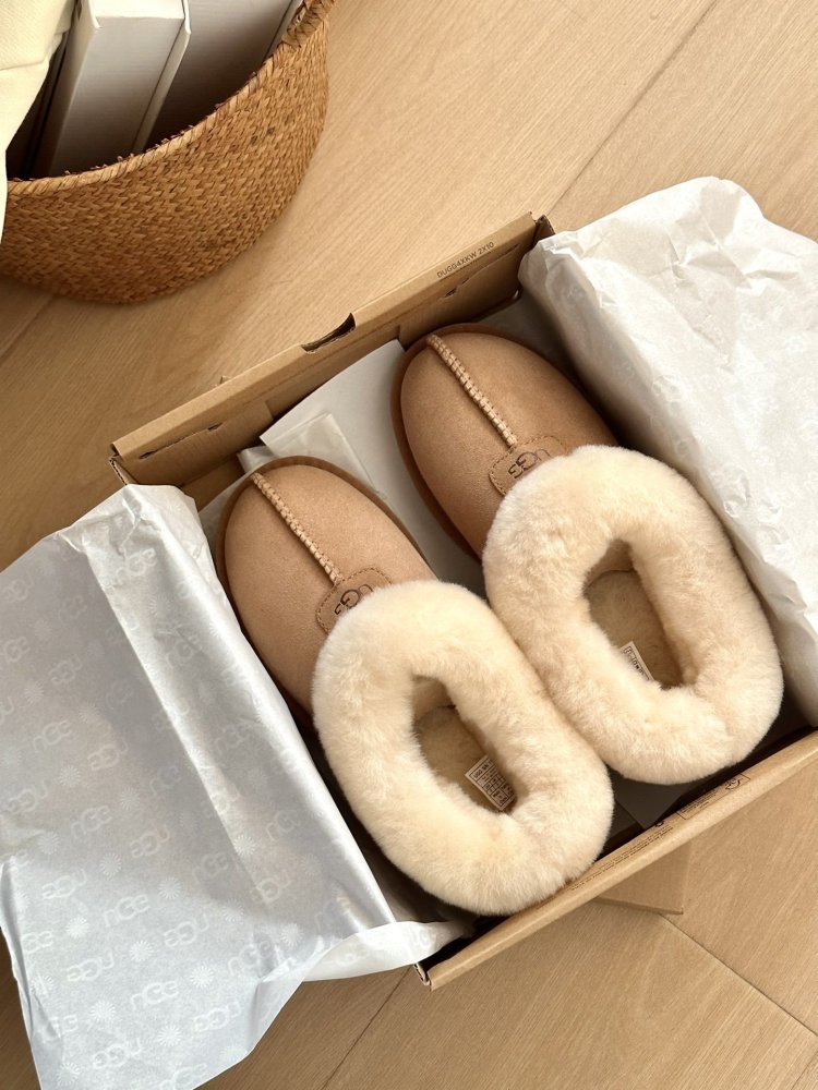 Уггі жіночі