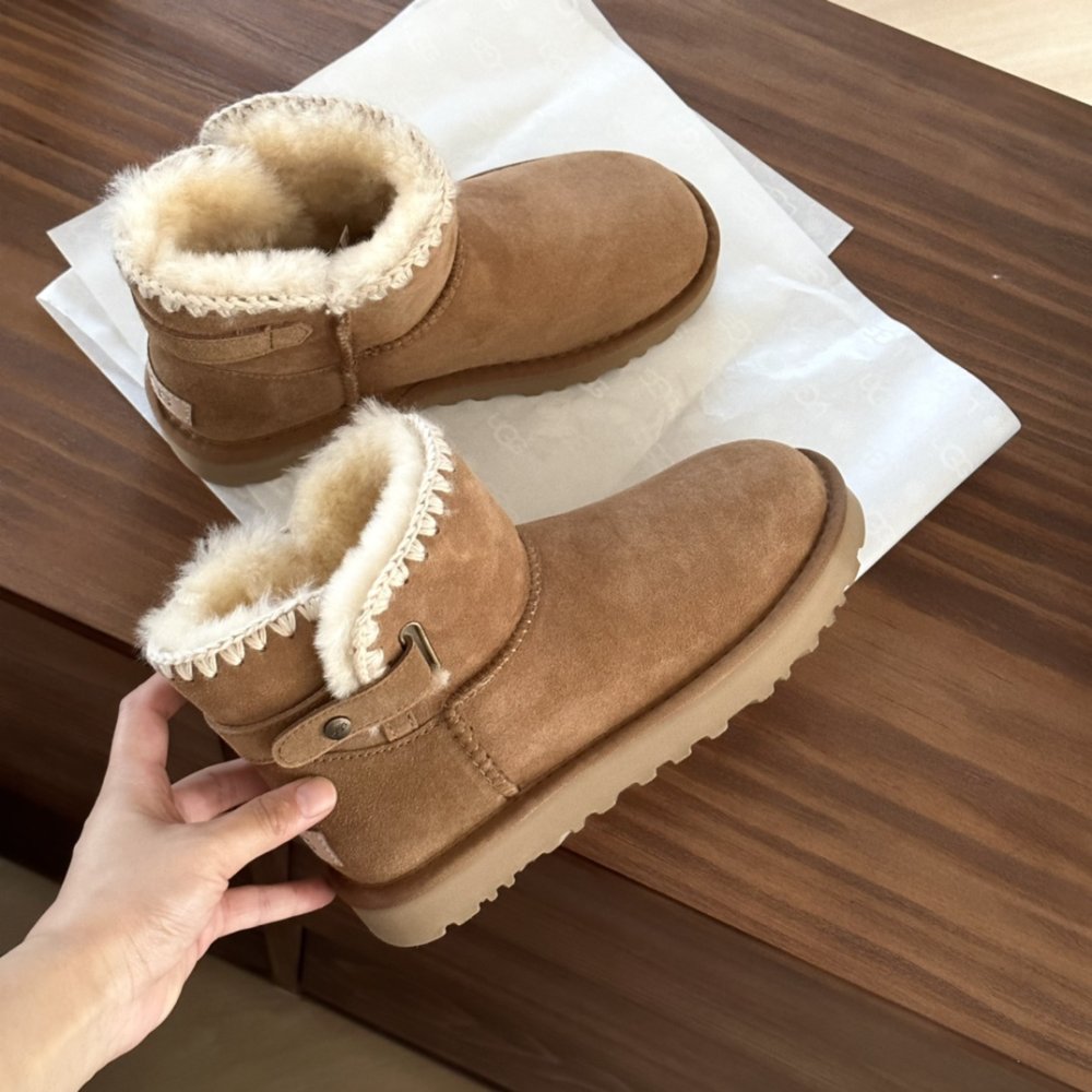 Уггі жіночі