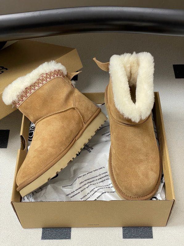 Ugg boots women's