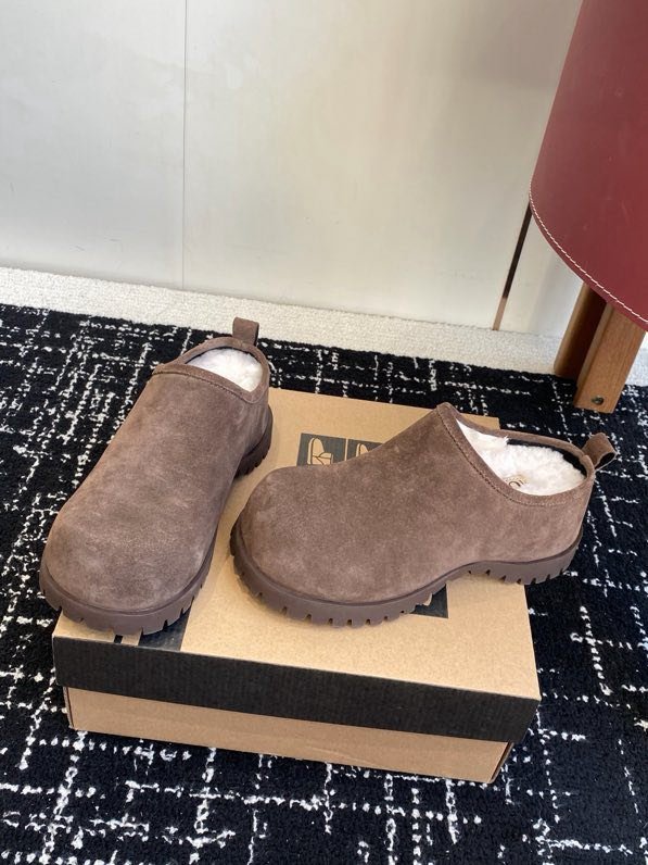 Ugg boots women's