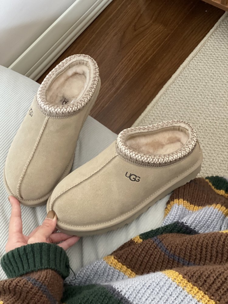 Ugg boots women's