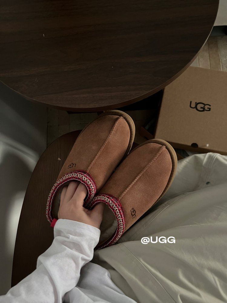 Ugg boots women's