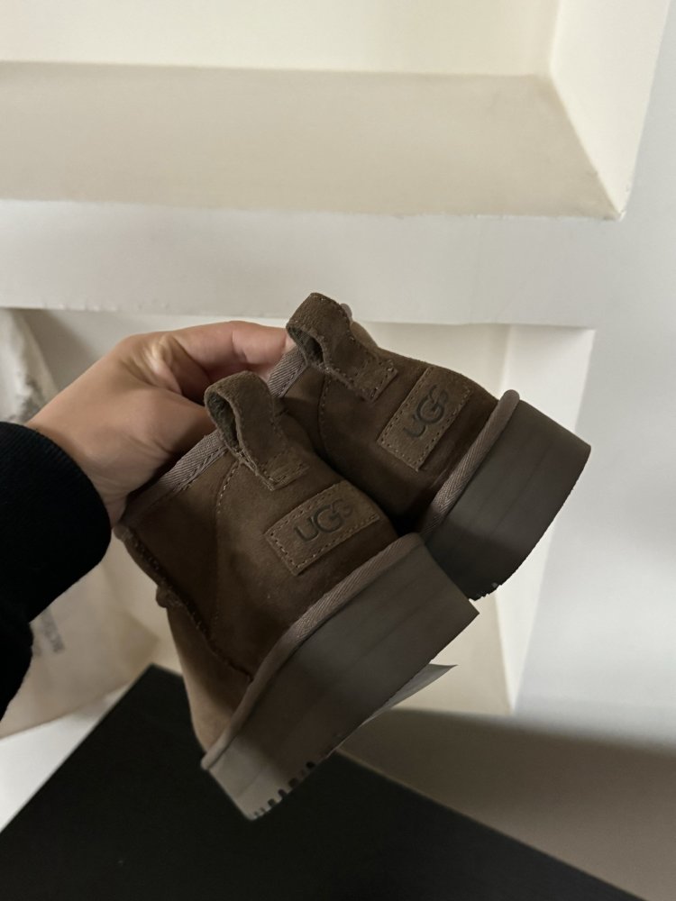 Уггі жіночі фото 2