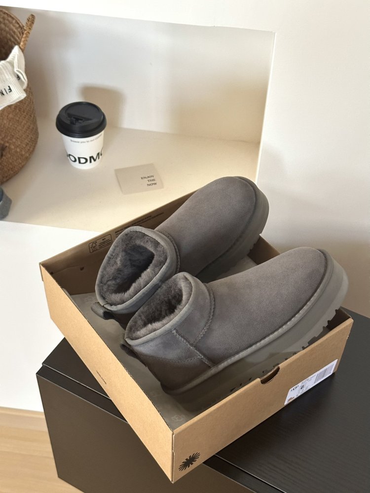 Уггі жіночі фото 2