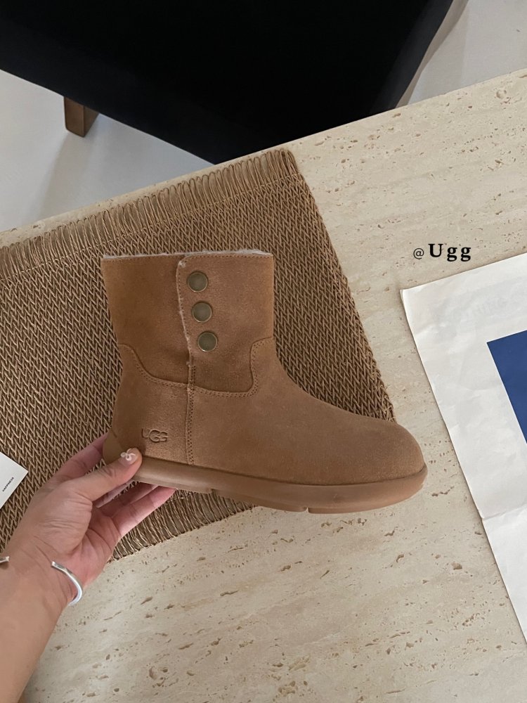 Уггі жіночі фото 2