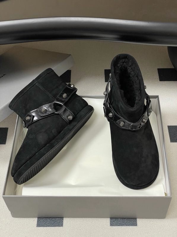 Уггі жіночі фото 2