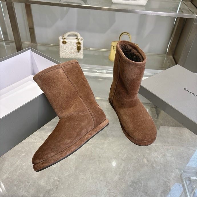 Уггі жіночі фото 2