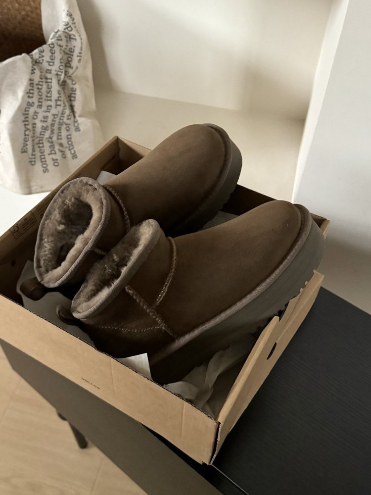 Уггі жіночі фото 3