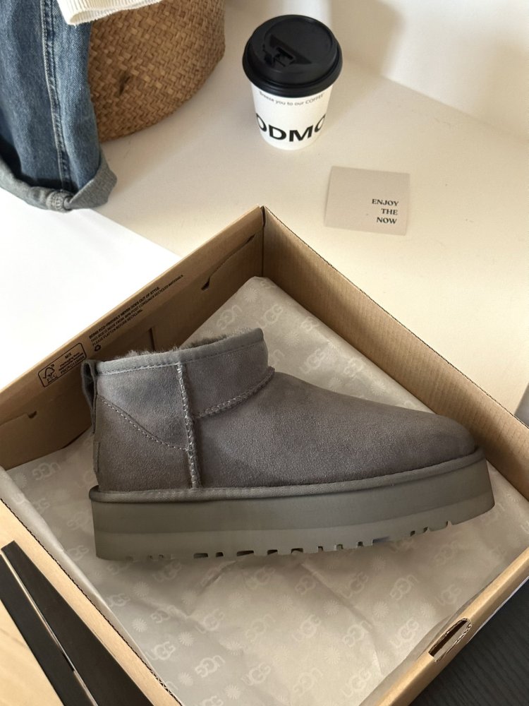 Уггі жіночі фото 3