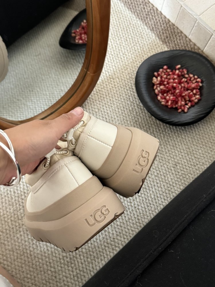 Уггі жіночі фото 3