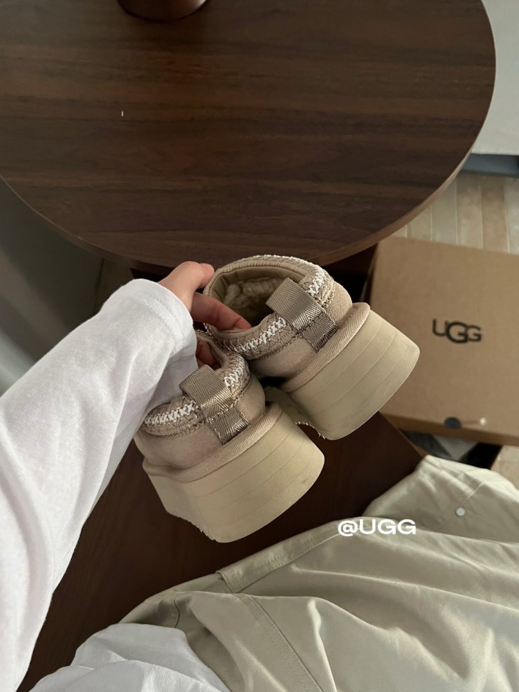 Угги женские фото 3