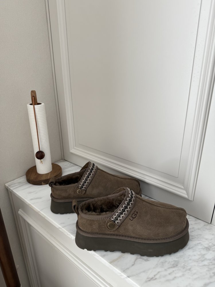 Уггі жіночі фото 3