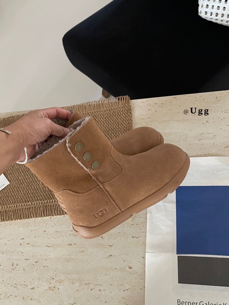 Уггі жіночі фото 4