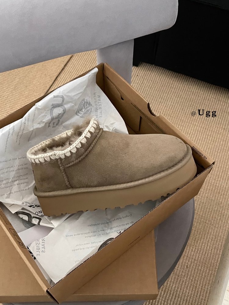 Уггі жіночі фото 4