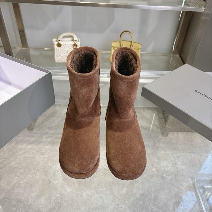 Уггі жіночі фото 4