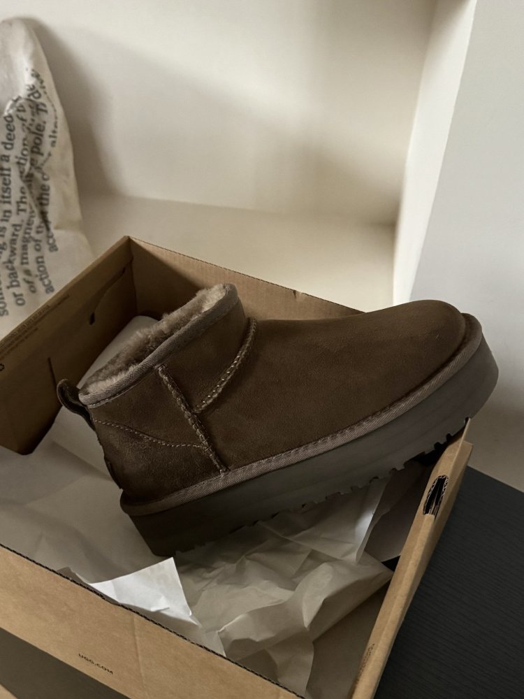 Уггі жіночі фото 5