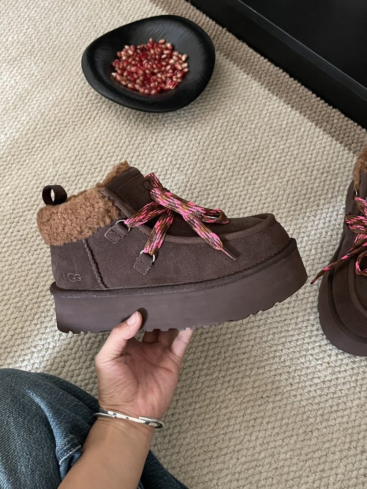 Уггі жіночі фото 5