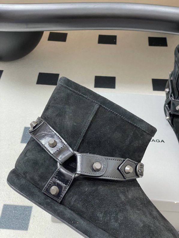 Уггі жіночі фото 5