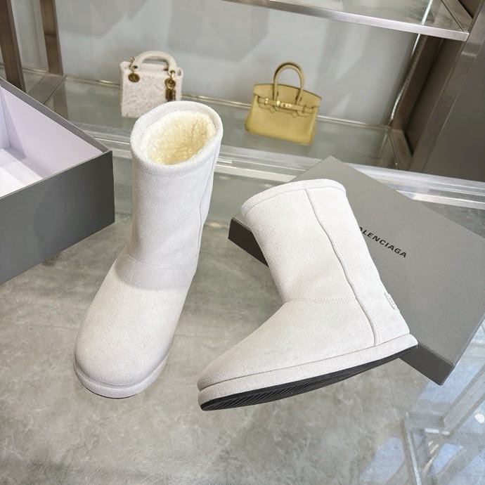 Уггі жіночі фото 5