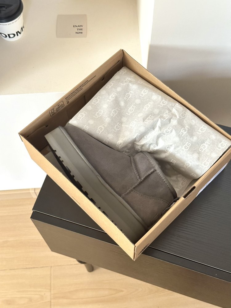 Уггі жіночі фото 6