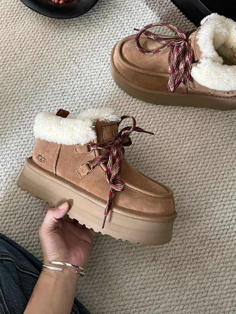 Уггі жіночі фото 6