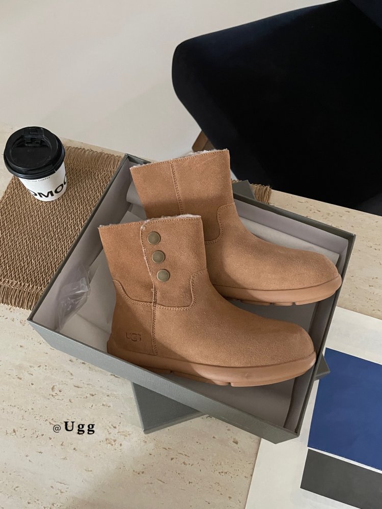 Уггі жіночі фото 6