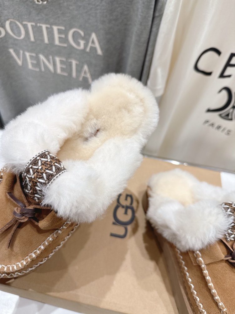 Уггі жіночі фото 6