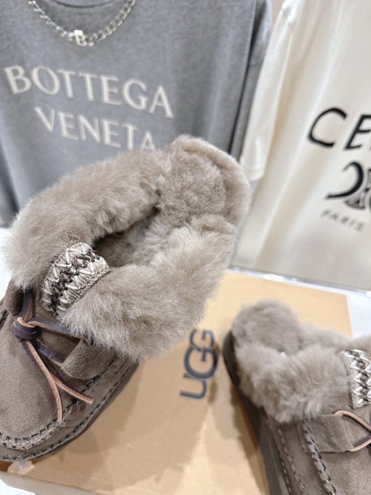 Уггі жіночі фото 6