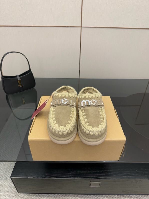 Уггі жіночі фото 6