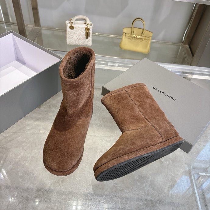 Уггі жіночі фото 6