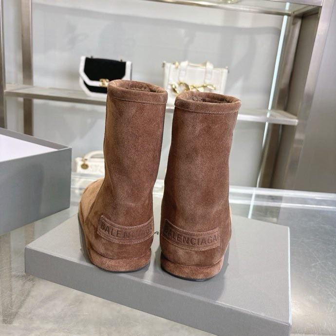 Уггі жіночі фото 7