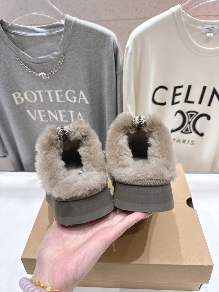 Уггі жіночі фото 8