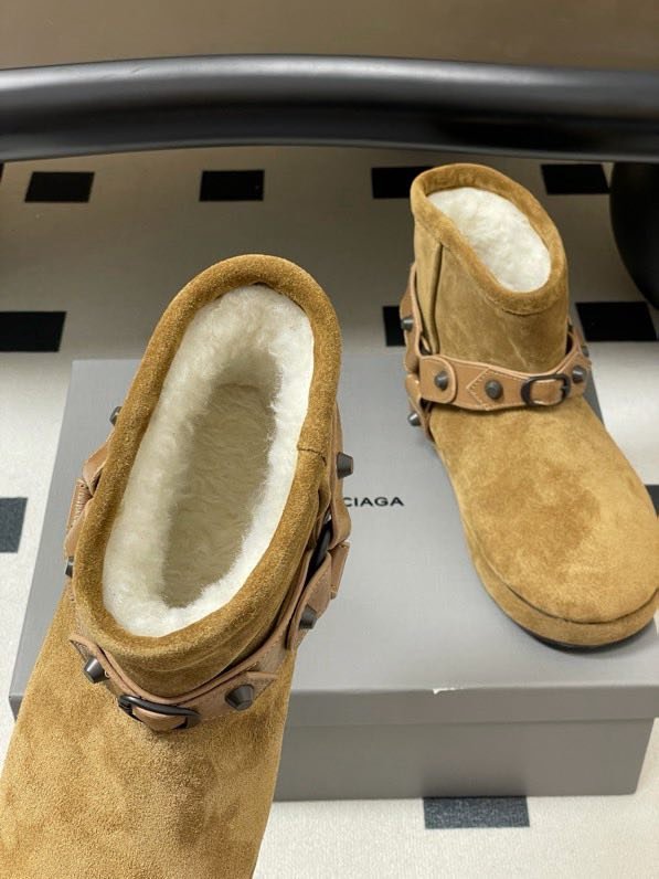 Уггі жіночі фото 8