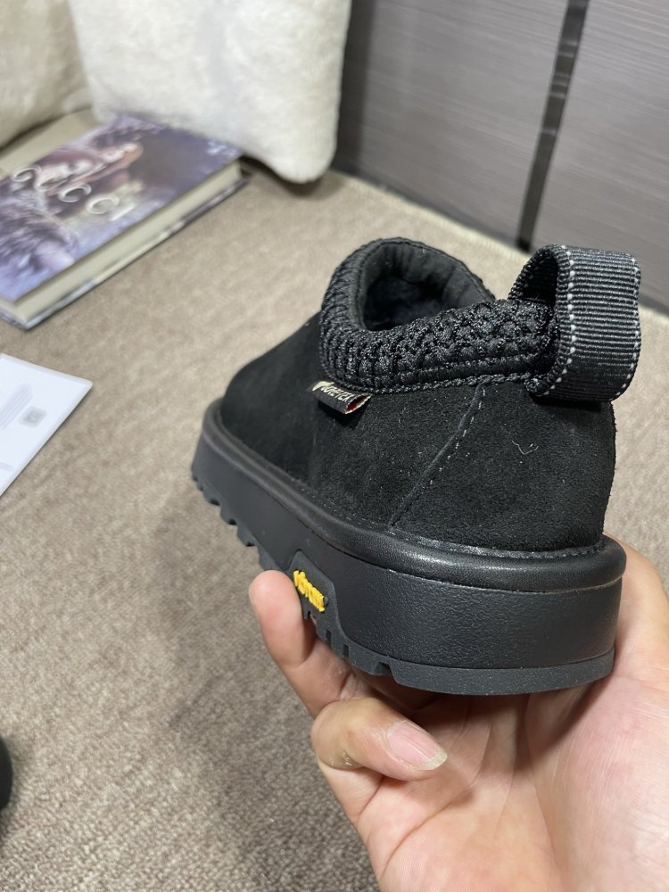 Уггі жіночі фото 8