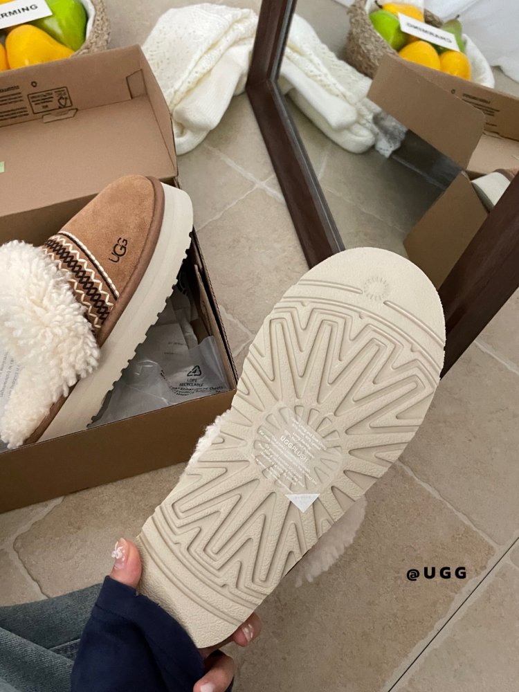 Ugg boots women's фото 8