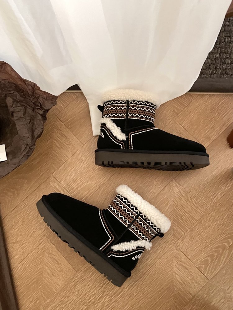 Ugg boots women's фото 8