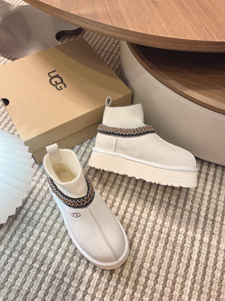 Ugg boots women's фото 8